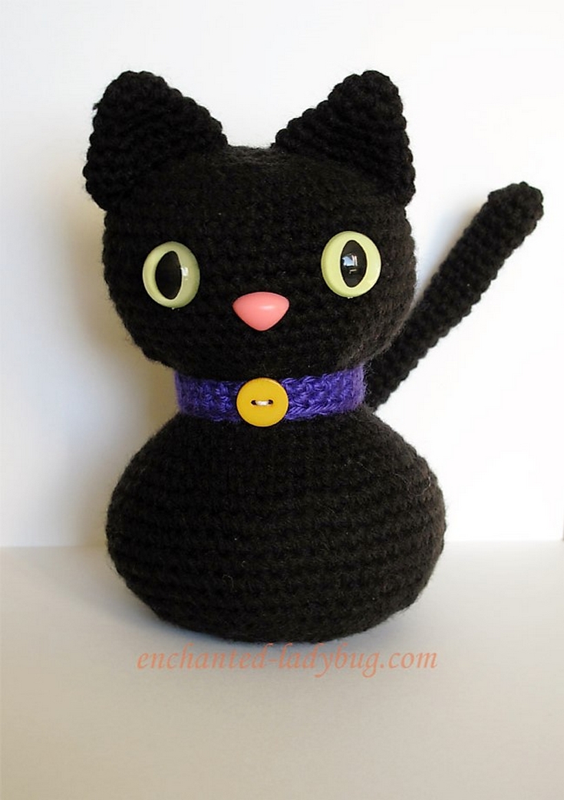 free-crochet-amigurumi-halloween-black-cat-pattern