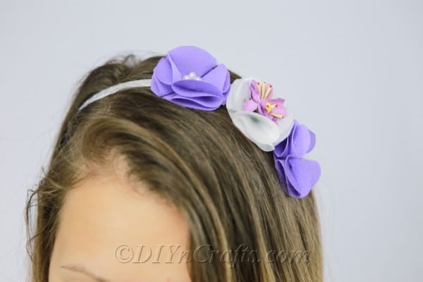 Flower headband with purple and white flowers