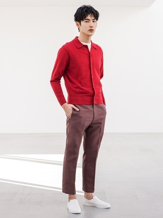 White Slip-on Sneakers Outfits For Men: Why not consider wearing a red cardigan and burgundy chinos? These items are very comfortable and will look amazing when married together. If not sure about the footwear, add white slip-on sneakers to the mix.