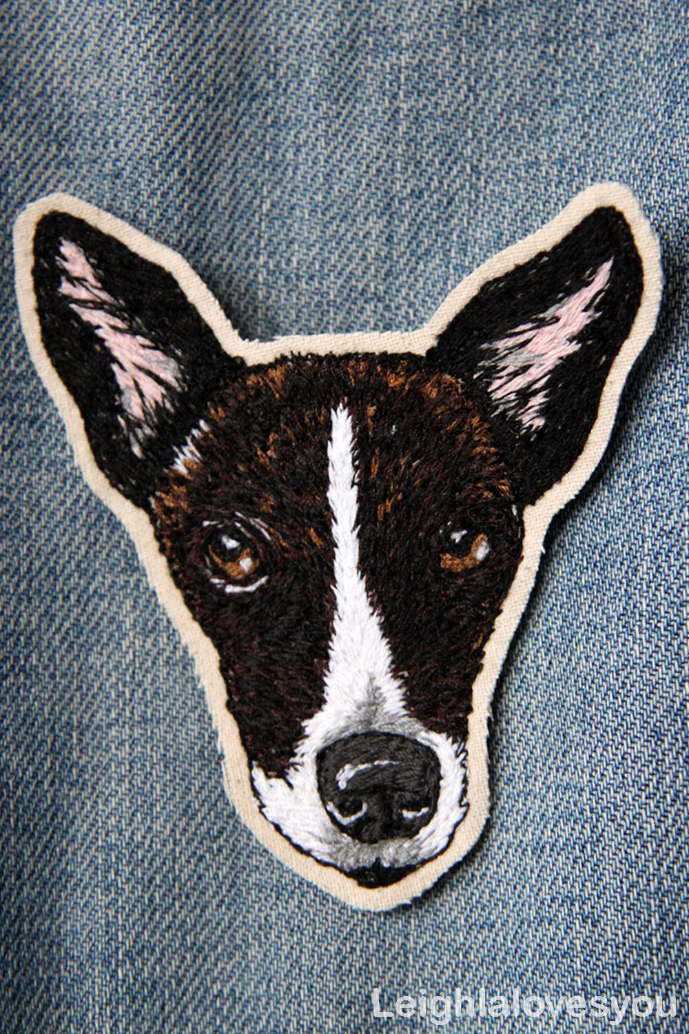 free hand machine embroidered portrait of a dog