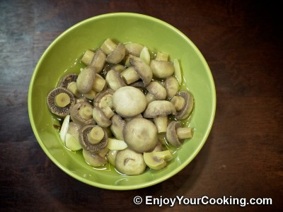 Homemade Pickled Mushrooms