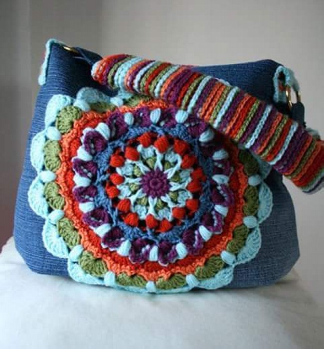 Easy Crochet Hand Bag Pattern